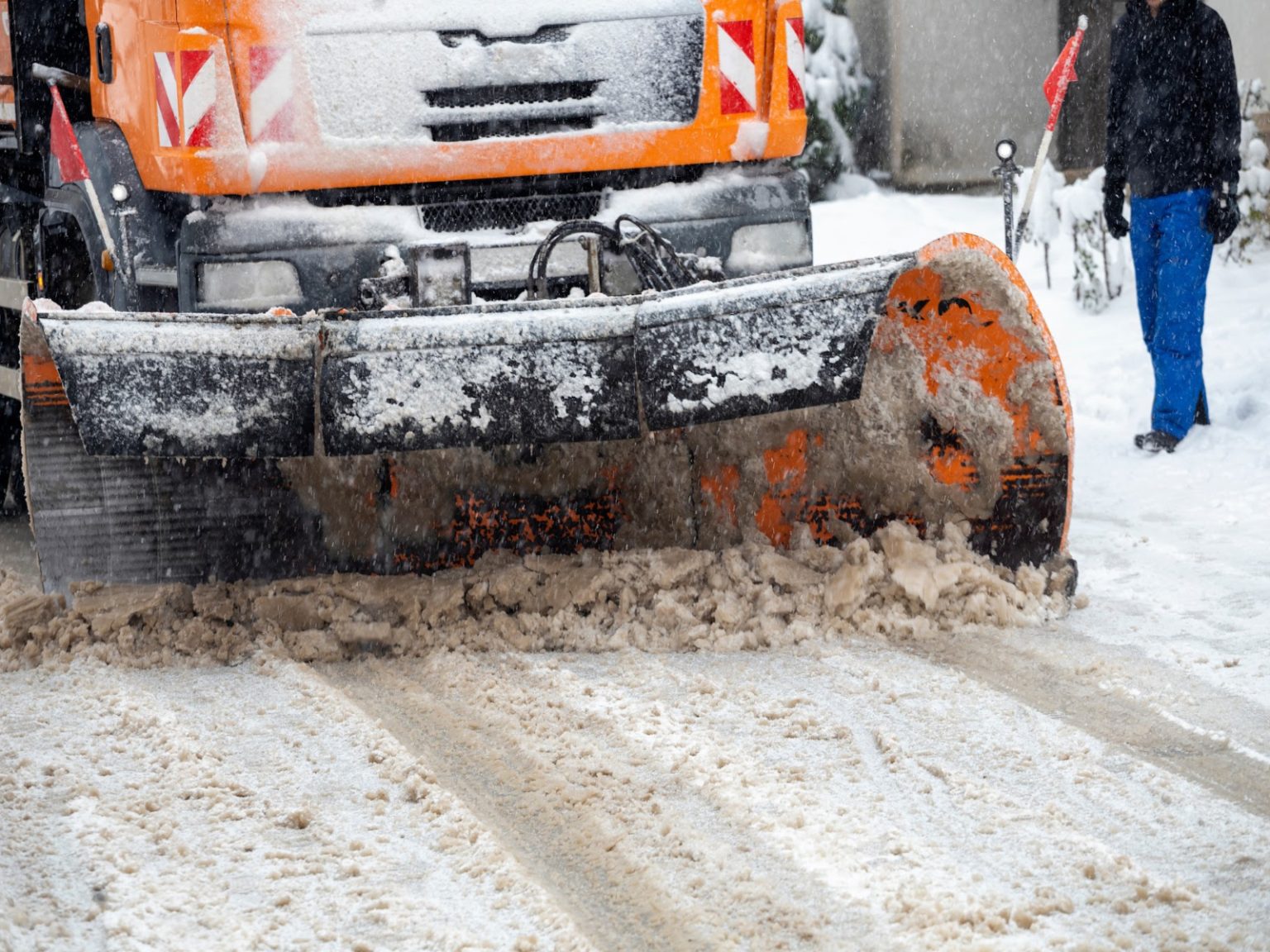 Snow Removal Companies Near Me In HoHoKus, NJ - Chris James Landscaping